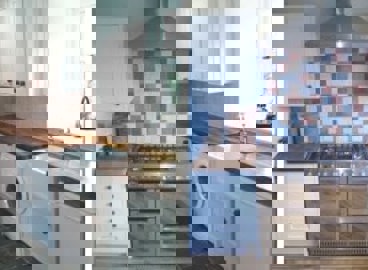 Jonathan Treffry Installationsx
